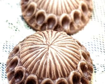Celluloid Carved Shank Set 30mm | Antique Art Deco Collector Buttons 06-385-26