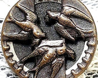 Victorian Bird Picture Button: Antique, Brass, Dove, Sparrow, Collector, Gift Sewer Crafter 06-375-26