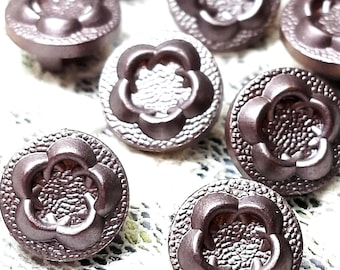 Purple Diminuitive Buttons 9.8mm | Pearly Floral Shank Set 06-383-26