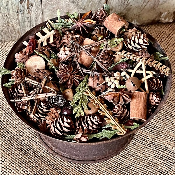 Perfectly Primitive Potpourri. Pinecones, Rose hips, Cinnamon, Grapevine stars, Anise stars, Cedar tips and a sprinkling of tiny rusty bells