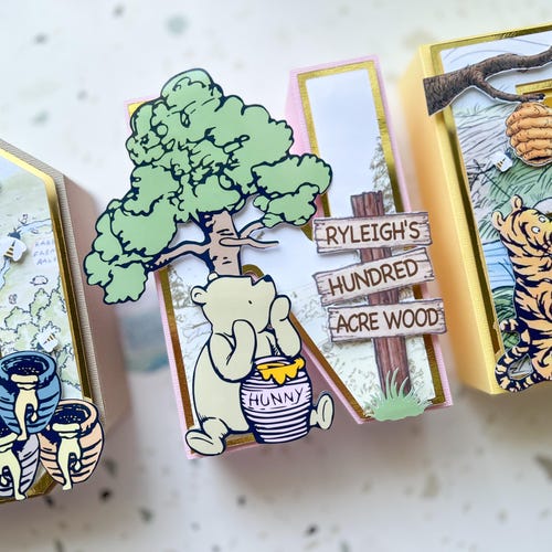 Classic Winnie the Pooh Letters: Party Decorations