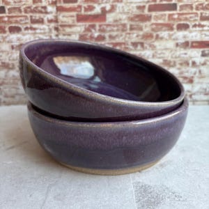 Shallow bowl, salad bowl, ramen bowl,  purple bowl, shallow ceramic dish, rimmed walled pottery bowl, snack dish, individual pasta bowl dish