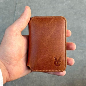 Personalized Unisex Zipper Leather Wallet,Minimalist Women Wallet,Engraved Wallet,Mini Womens Wallet,Mens Leather Wallet,Gifts for Dad&Mom