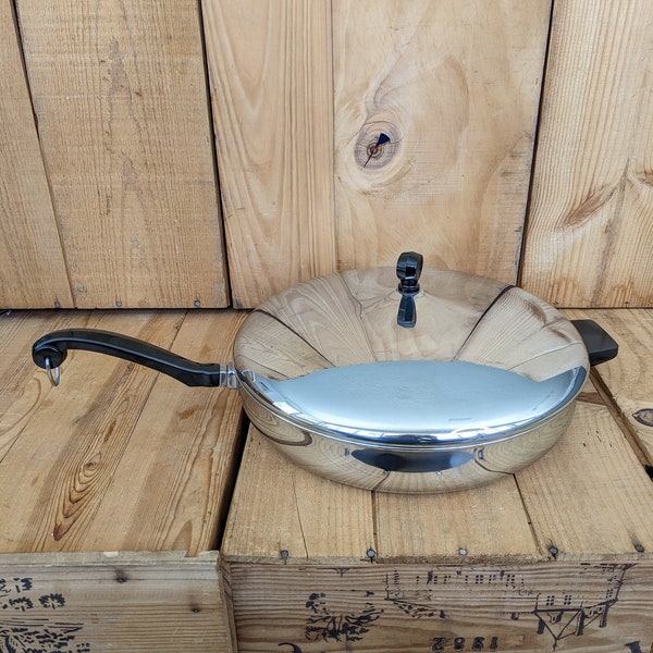 FARBERWARE Large 12 Inch Stainless Steel Skillet Saute Frying Pan w/Lid. *Super Condition* Made in Bronx NY. 70s Cookware Gift Ships FAST.