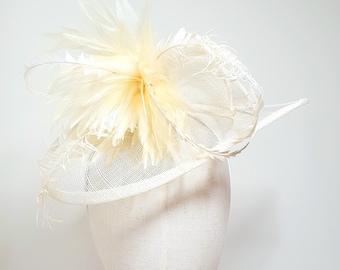 Cream Ivory Feathers Hatinator Fascinator Weddings Special Occasion Racing