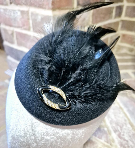 Vintage 1950s Black Veiled Fascinator Velvet Feather Cocktail Hat Buy Vintage 1950s Black Velvet Cocktail Hat: Crystal Pin  main image 2