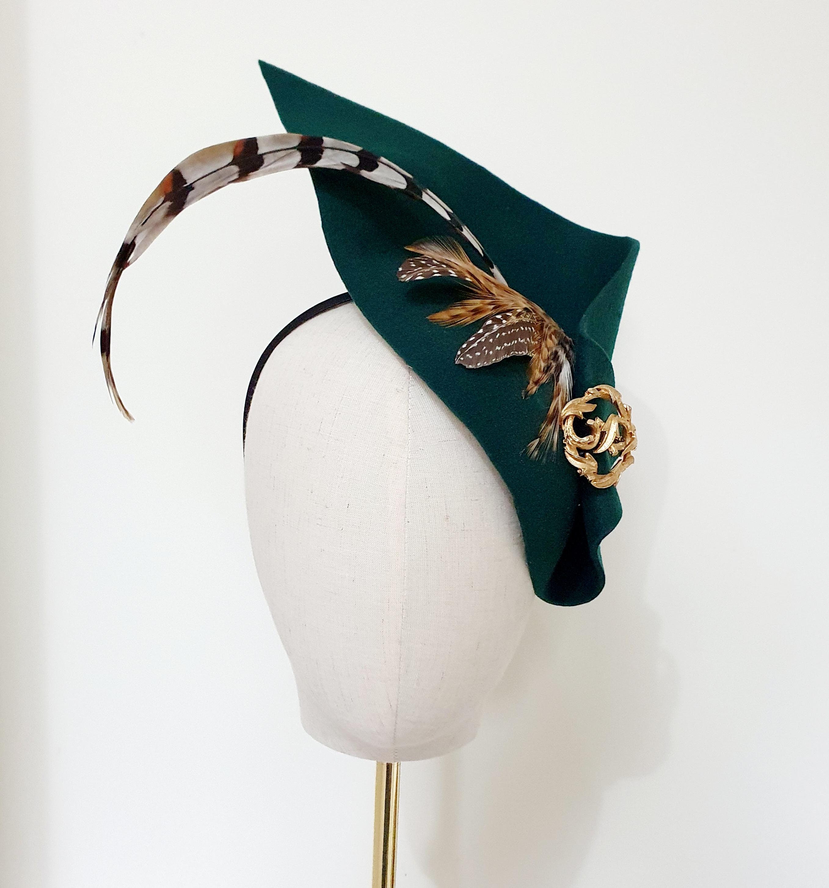 1940s Vintage inspired emerald green felt hat with pheasant feather and brooch Kalico Delafay Green Sculpted Felt Hat with Vintage bird  main image 2