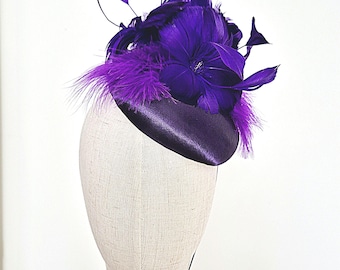 Vintage 1950s Purple Velvet Pleated Hat With Plume of Purple  display picture 2