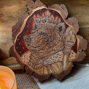 Pyrography Bear King of Wands Wood Slice Art: Tarot Inspired, Cottagegoth Decor