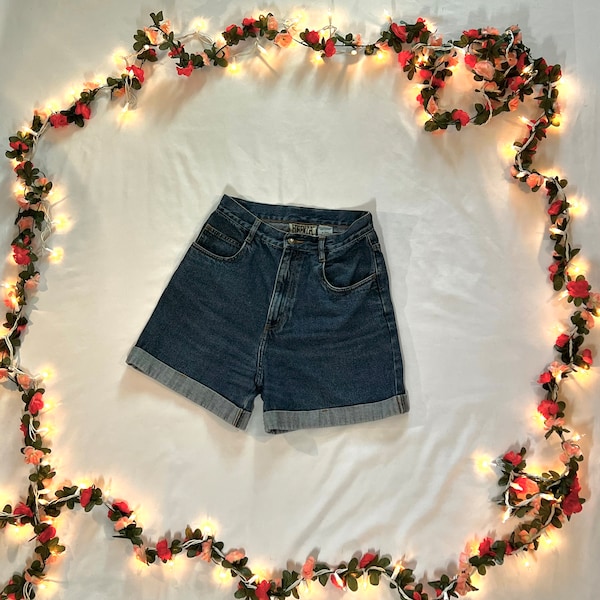 Vintage Forenza High Waisted Jean Shorts size 6