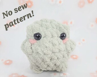 Shy Chubby Frog Crochet Pattern Amigurumi Plushie