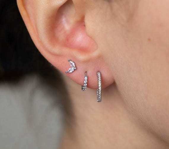 Silver Minimalist Earring Set Silver Hoops Stacking Earrings Everyday Huggie Hoops 3 Earring Set Silver three Holes Lobe Earrings Stack Set