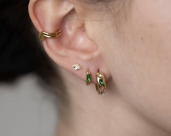 ゴールドイヤリングセット：フープピアス＆ノンピアスイヤーカフ