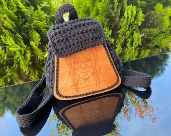 Handmade Personalised Wooden Backpack, Chic Handcrafted Crochet Bag Christmas Gift Bag Gold women's Backpack Unique Piece Bag Black backpack