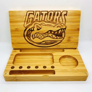 Squadra di calcio Vassoio da rotolamento in bambù inciso a laser fatto a mano Stile Backflip magnetico Personalizzato Regalo personalizzato Uomo Donna Custodia per scatola