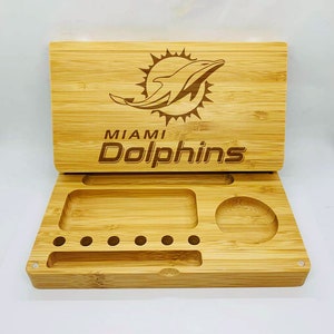 Fatto a mano Inciso al laser Bambù Rolling Vassoio magnetico Backflip Style Personalizzato Personalizzato Regalo Uomini Donne Stash Box Case