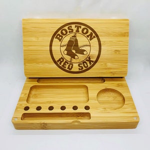 Squadra di baseball fatta a mano Vassoio da rotolamento in bambù inciso al laser Stile Backflip magnetico Personalizzato Regalo personalizzato Uomo Donna Custodia per scatola