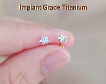 Nagelstecker mit Stern aus Titan und Zirkonia, ohne Gewinde, für Knorpel, Tragus, Helix und Nase, kleiner Sternstecker, 16g, 18g, 20g, flache Rückseite