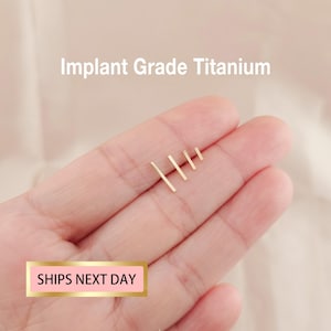 Tiny Bar Stud Threadless Push Pin Labret, Titanium Cartilage, Tragus, Flat Back Earring, Tiny Gold Nose Stud 4/6/8/10mm Bar Stud 16G 18G 20G