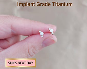 16G/18G/20G Titanium Opal Stone Climber Threadless Push Pin labret, Curved Opal Flat Back Earring, Cartilage Tragus Conch Helix Stud
