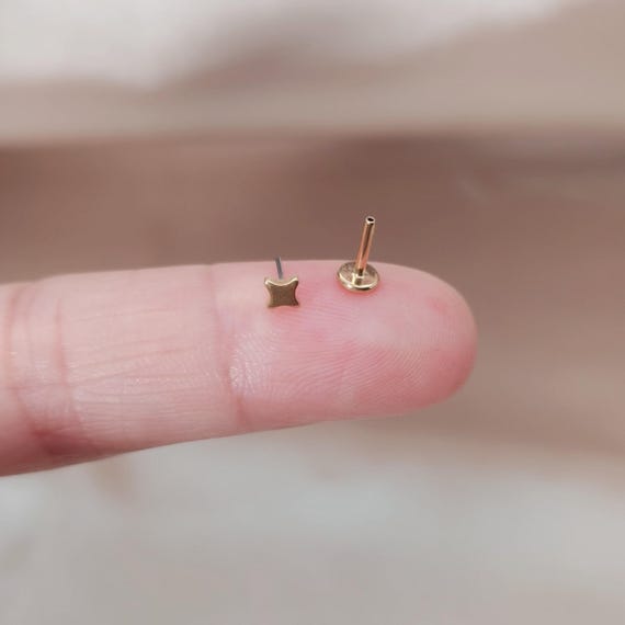 ZDE Titan Ohrringe - Hypoallergene Stern Ohrstecker Für Empfindliche Ohren