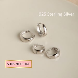 Silver Huggie Hoop Earrings, Tapered Hoop Earrings, small hoop earrings set, Cartilage hoop, Helix hoop, Tragus hoop,Small hoop earrings set