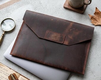 Personalized Leather Laptop Sleeve – Handmade & Custom