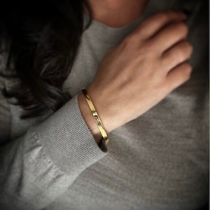 Urn Bracelet for Human or Pet Ashes for Him and Her | Cuff Bracelet for Men Women | Cremation Jewelry | Memorial Jewelry