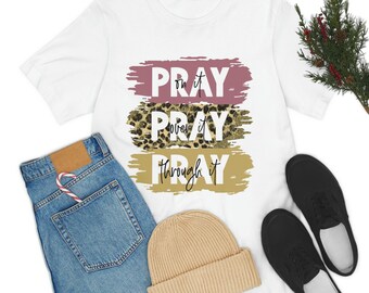 Camiseta personalizada, camiseta personalizada, camiseta gráfica de mujer, camiseta mujer, maqueta de camiseta, diseño de camiseta, camiseta mujer