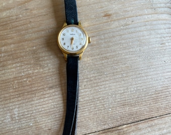 Yanka ladies watch