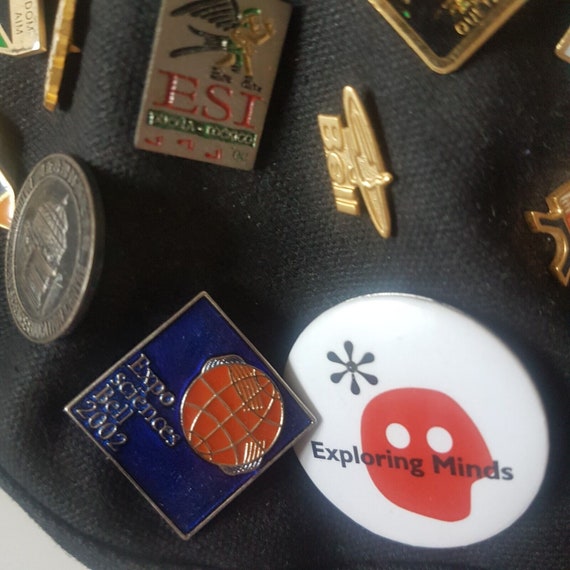 Vintage Pins LOT all Over the World 1998 CWSF Can… - image 6