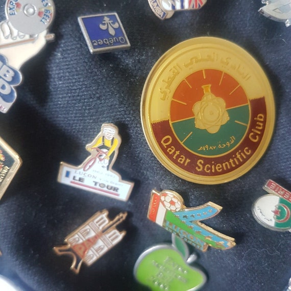 Vintage Pins LOT all Over the World 1998 CWSF Can… - image 4