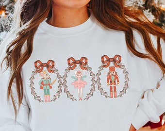 De Notenkraker Crewneck Sweatshirt Kerstfilm Shirt Sugar Plum Fairy Shirt Notenkraker Ballet Hoodie Roze Notenkraker Gezellig vakantieshirt