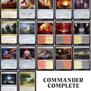 Könnte beinhalten: Eine Sammlung von 20 Magic: The Gathering-Karten mit verschiedenen Ländern, Artefakten und Siegeln. Die Karten sind in einem Raster angeordnet, wobei der Text "COMMANDER COMPLETE" unten steht.