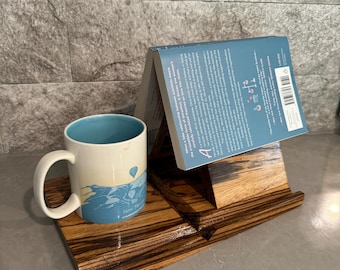 Multifunktionales Buchliebhabergeschenk; Handgemachter dreieckiger Buchhalter aus Zebranoholz