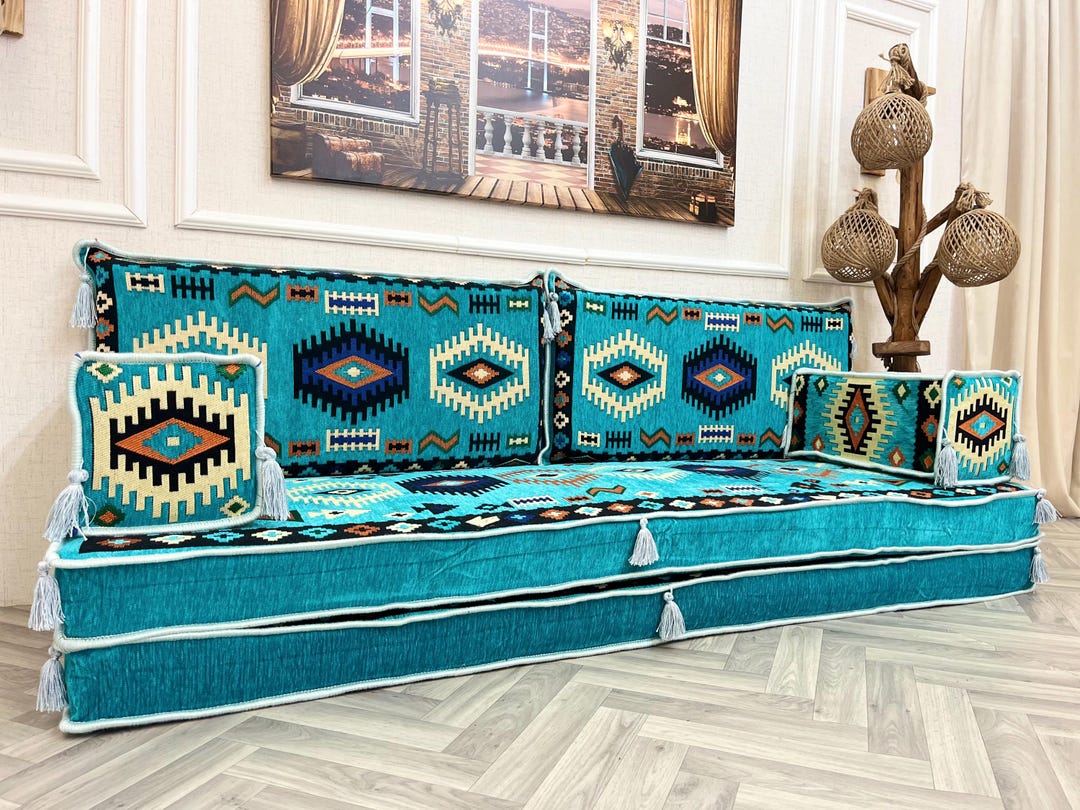 モロッコのサロンソファモロッコスタイルで 直接引き取り。一宮市。 モロッコのサロンソファモロッコスタイルで 直接引き取り。一宮市。