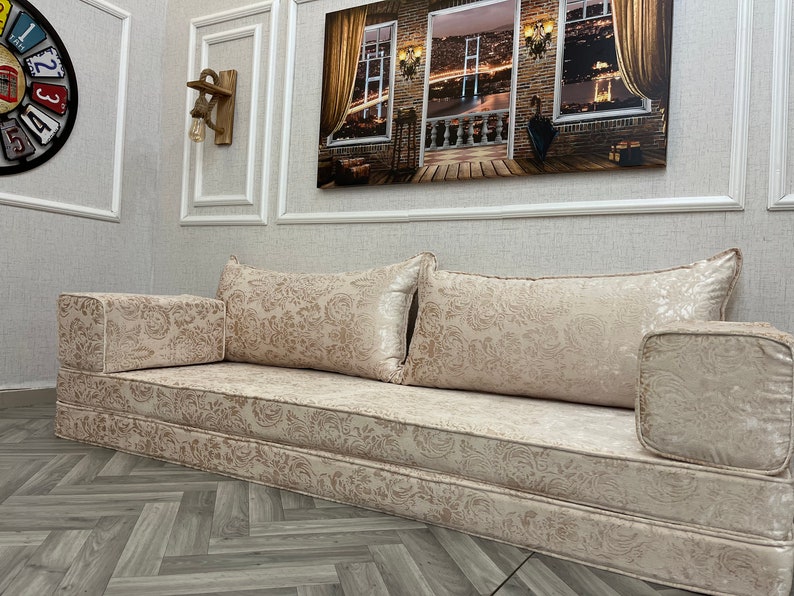 Set di posti a sedere sul pavimento del divano arabo in velluto personalizzato, divano letto da pavimento convertibile, mobili Boho, arredamento del soggiorno, cuscino da pavimento, cuscini da panca immagine 5