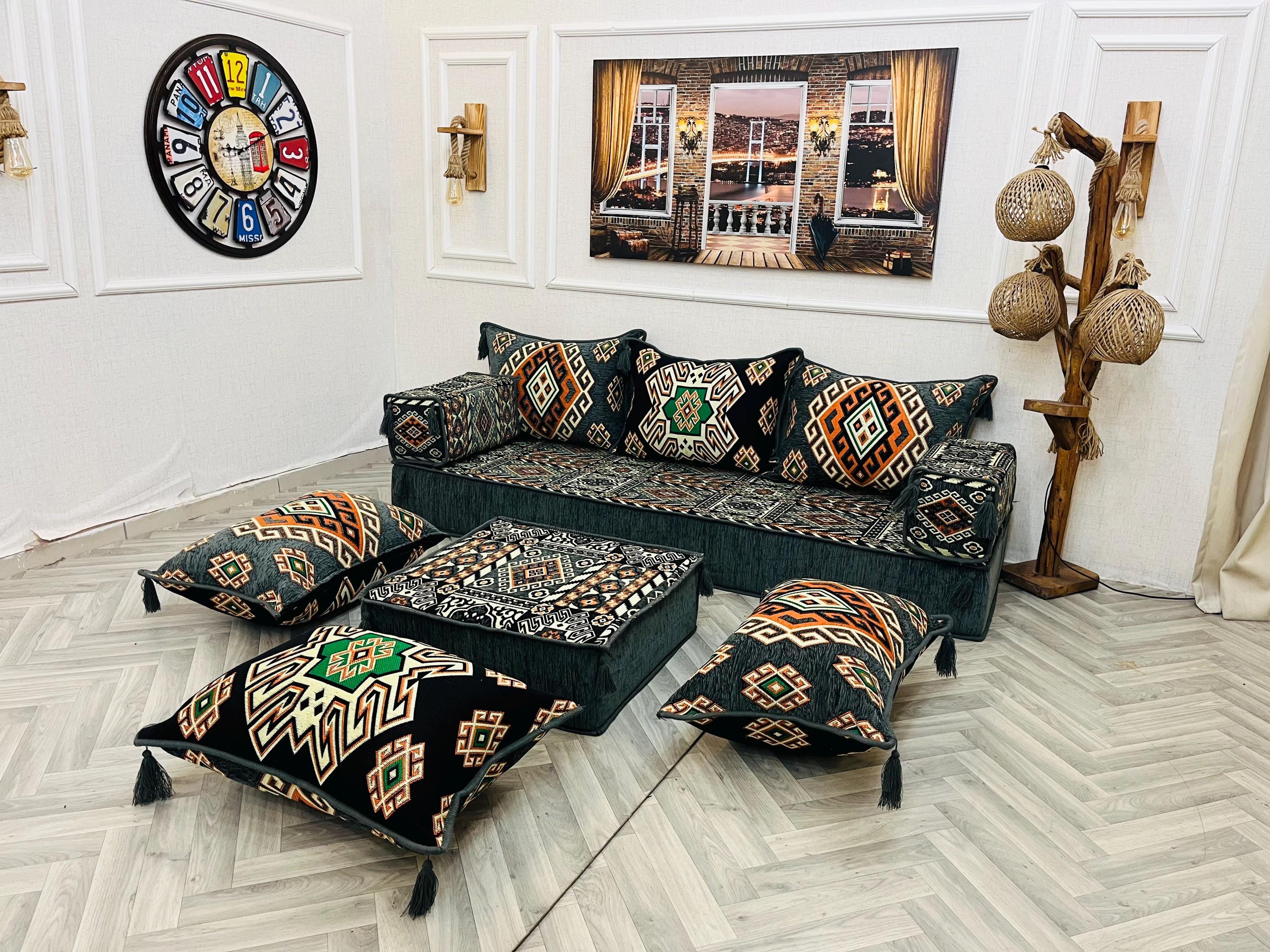 【2点セット】フランス　エスニック柄クッション Turkish Home Decor Floor Seating Sofa Set: Ethnic Living Room