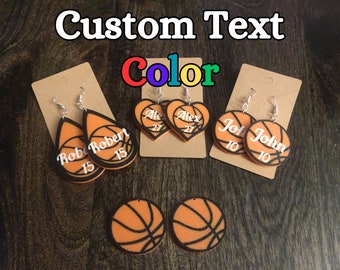 Personalisierte Basketball-Team-Ohrringe - Individuell anpassbar mit Ihrem Namen und Ihrer Nummer Schmuck