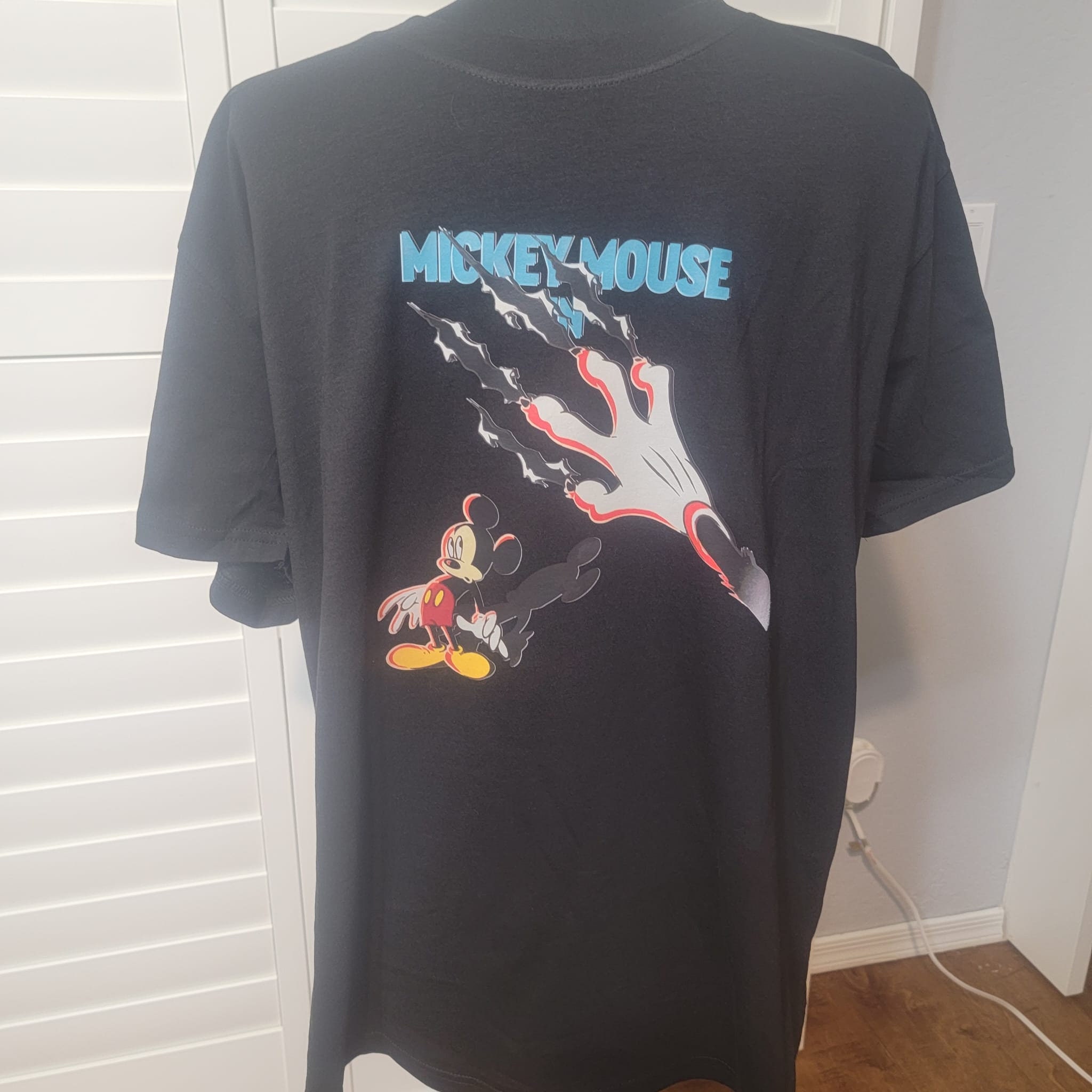 REPRINT Vintage Disney Mickey Runaway Brain 1995 Black T-shirt