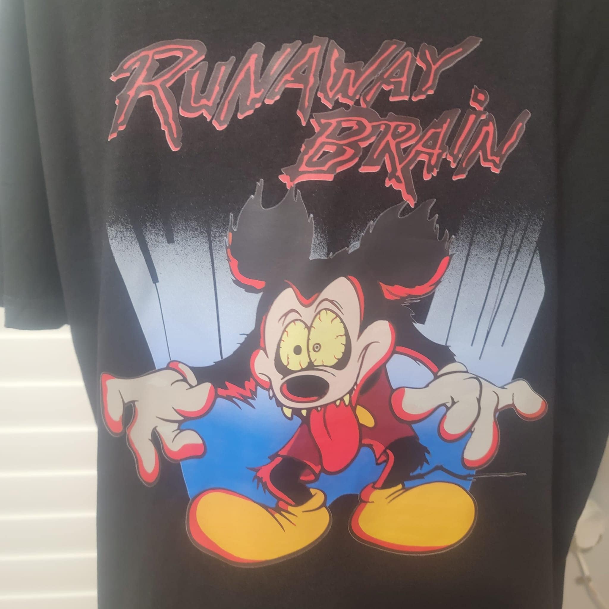 REPRINT Vintage Disney Mickey Runaway Brain 1995 Black T-shirt
