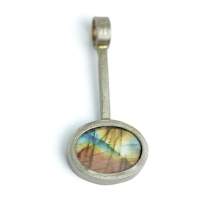 Vintage Elis Kauppi Spectrolite Pendant | Finnish Modernist Brutalist Silver Jewelry | Signed Kupittaan Kulta Finland