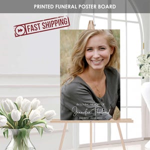 IMPRIMÉ Grande affiche funéraire | Panneau de bienvenue commémoratif personnalisé | Poster personnalisé minimaliste Célébration de la vie | JENNIFER