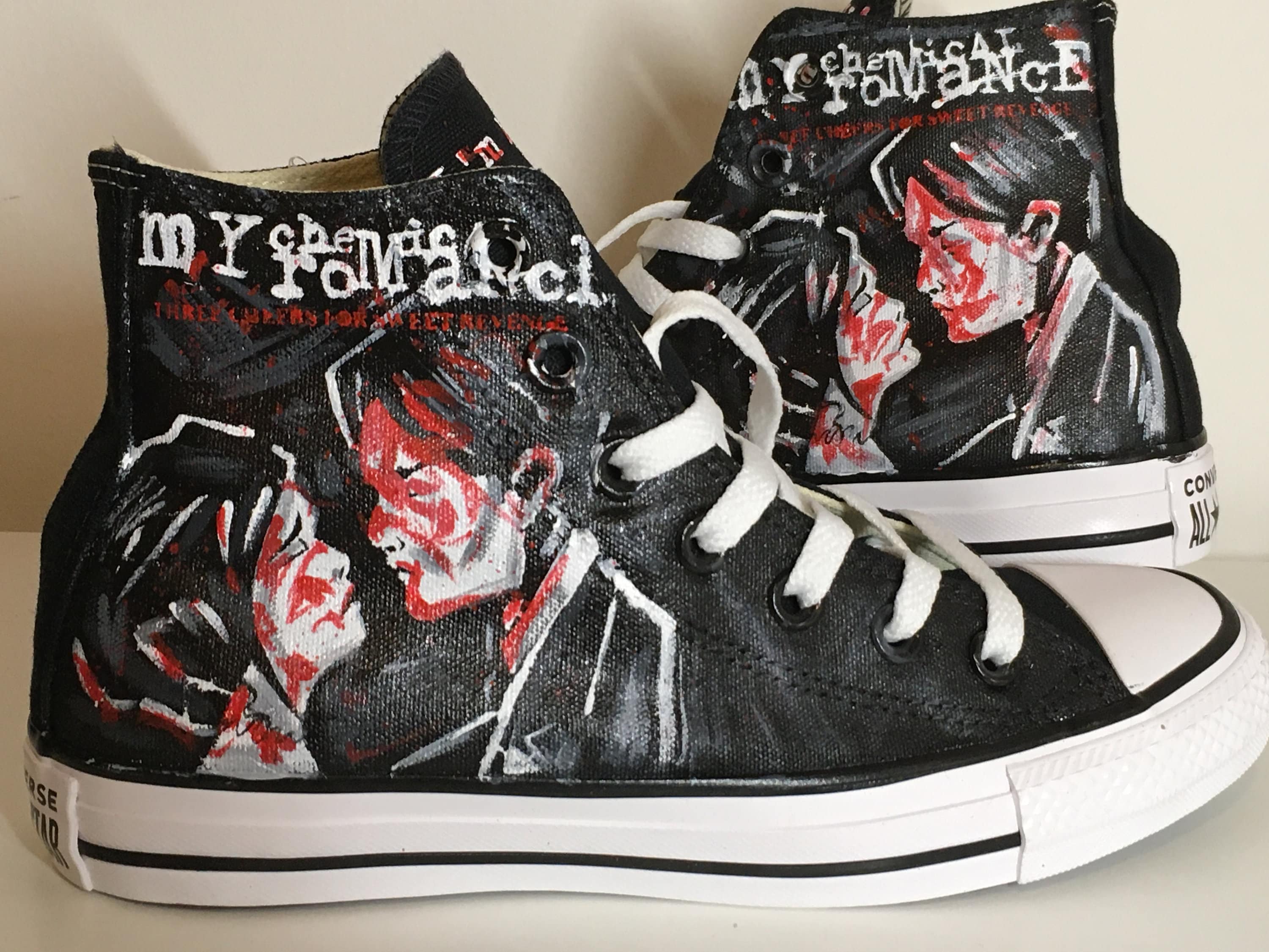 Blink hotsell 182 converse