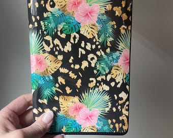Gold Speckled Flowers Server Book: Restaurant Cafe Accessory