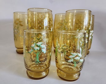 Vintage Anchor Hocking Hildi Chamomile White Flower Amber Glass Drinkware Set of 8