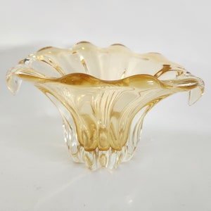 Vintage Art Glass Yellow Vase Ruffled Lily Drip Sides Teleflora Vase