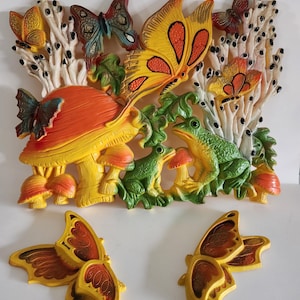 Vintage 1970s Homco Mushroom Frog Butterfly Plastic Wall Hanging with 2 Separate Butterflies