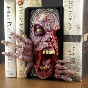 Zombie Book Nook