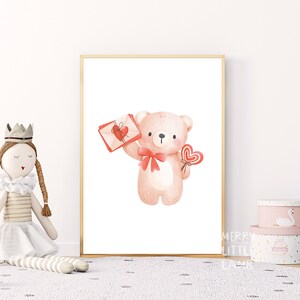 Valentinstag Teddy Bär liefert Liebesbrief druckbare Wandkunst, neutrale Kinderzimmer Drucke, Kinderzimmer Dekor, niedlichen Teddy, liebendes Tier